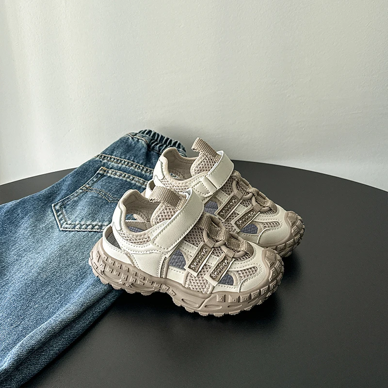 

Летние спортивные сандалии для детей, дышащие, с перфорацией, для мальчиков и девочек, для бега, нескользящие, на мягкой подошве