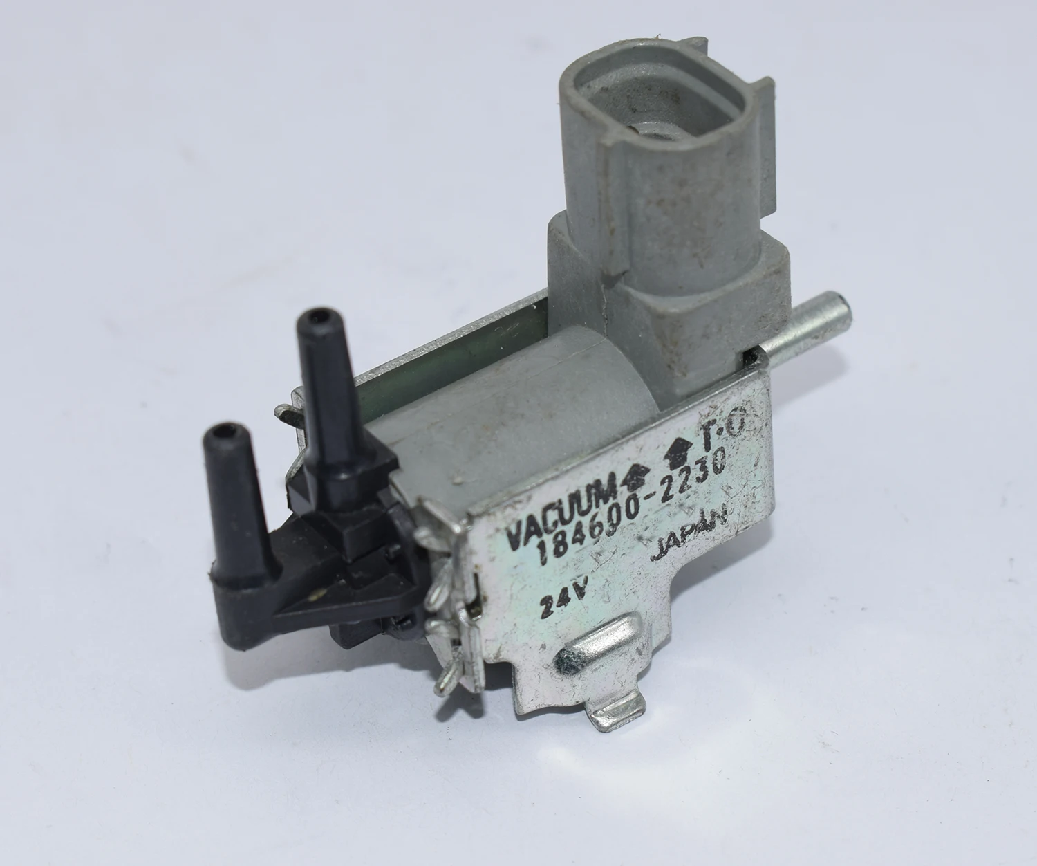 184600-2230 1846002230 24V VACUUM VALVE CANISTER PURGE