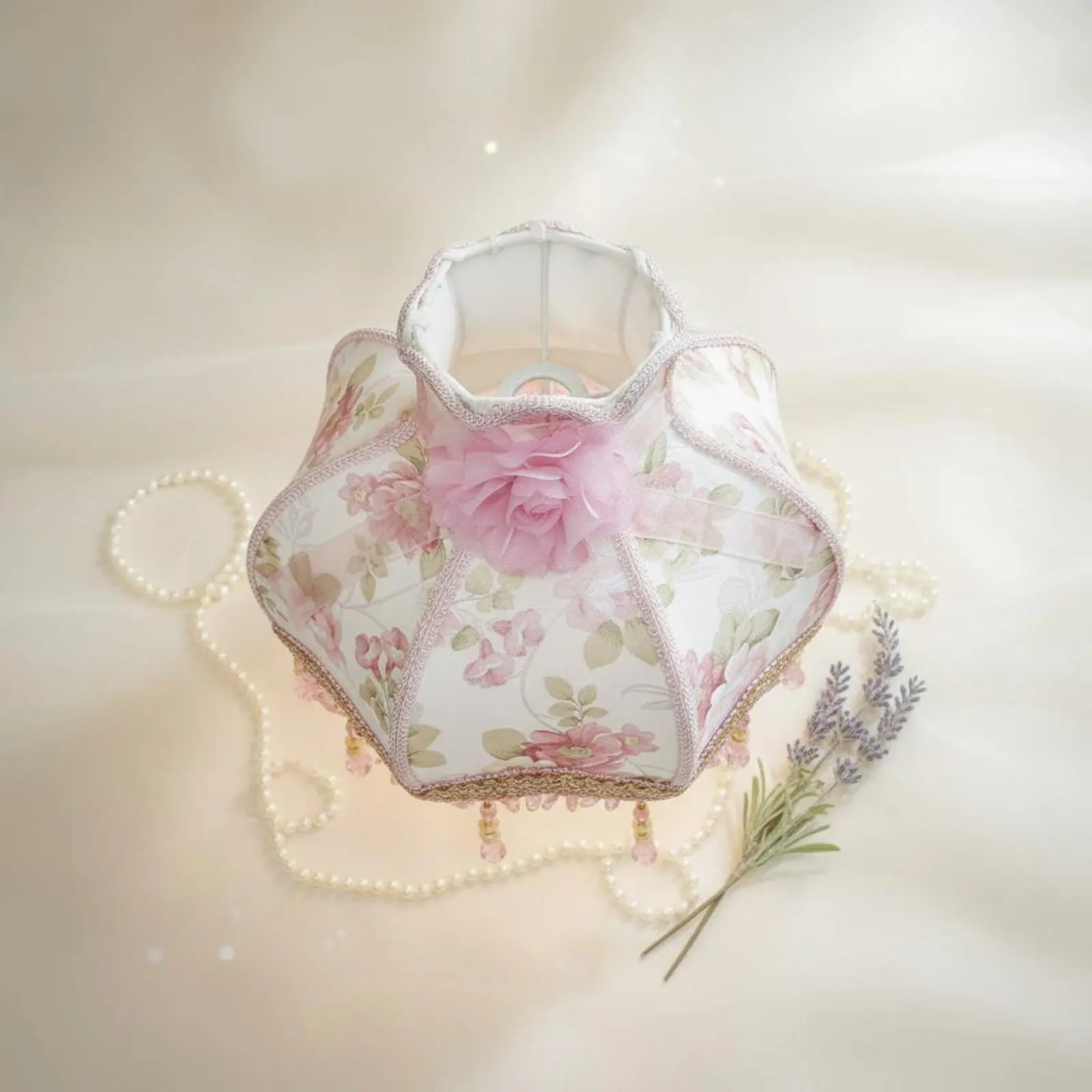 European Design Lamp Shade Romantic Atmosphere Vintage Floral Lampshade Beaded Edging Lampshade Handmade Craftsmanship for Girls