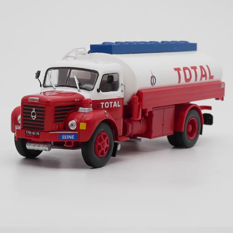 

Литая в масштабе 1:43 модель автомобиля IXO Berliet GLR M2 из сплава