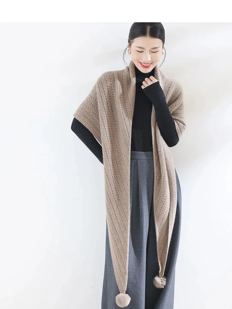 High-end Triangle Shawl Autumn Winter Women's Scarf Shawl Sweater 100% Cashmere Scarf French Style Warm Ornament Fur Ball Shawl