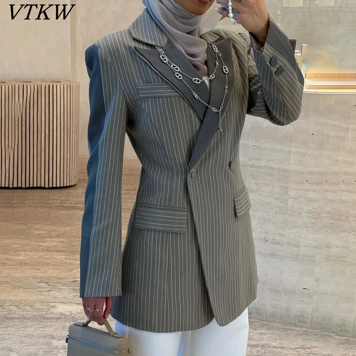 

VTKW Women’s Y2K Retro Color Block Striped Patchwork Blazer Notched Lapel Casual Chic Elegant Luxury Spring Fall 2025 Fashion