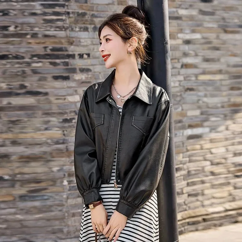 Chaqueta de cuero de otoño para mujer, abrigo de cuero PU para mujer, chaquetas de cuero holgadas cortas a la moda para motocicleta, abrigos para mujer 2025 ﻿
