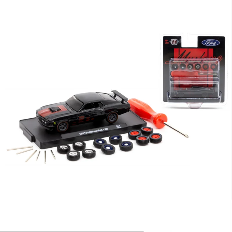 

M2 Machines 1:64 Scale Diecast Alloy 1970 Ford Mustang Mach Coupe Toys Cars Model Classics Adult Gifts Souvenir Static Display