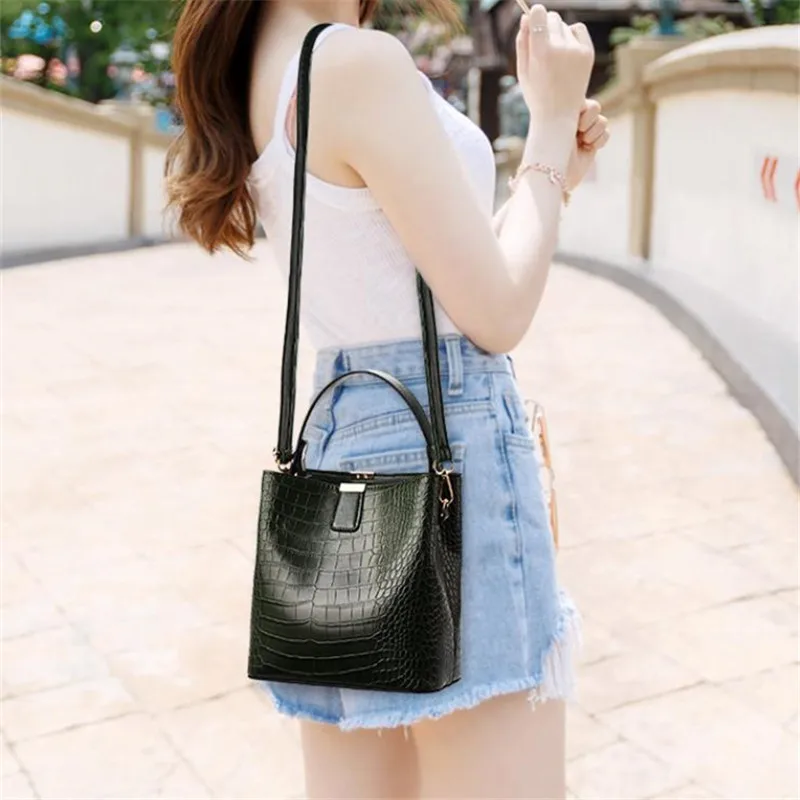 Vintage Stone Leather Handbag Shoulder Crossbody Bags Fashion Female Bucket Bag Large Capacity Women Tote Bag