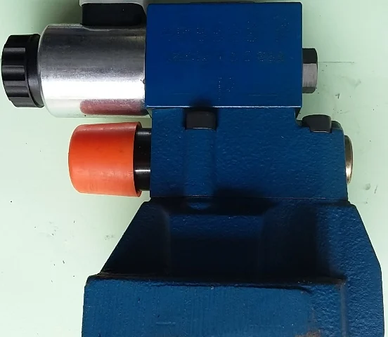 Electromagnetic Relief Valve MNR: R900974896 DBW 20 B2-52/200U6EG24N9K4 DBW20B2-52/200U6EG24N9K4 Made in Germany