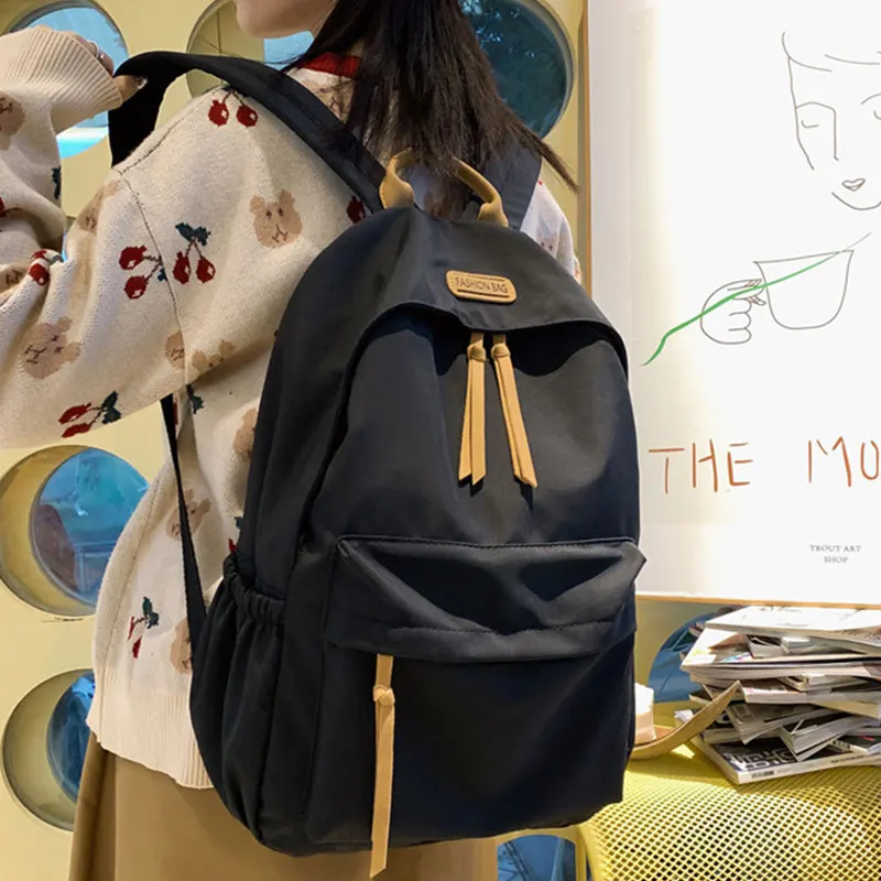 

Fashion Women's Backpack New Lightweight Nylon School Bag Women Travel Backpack Students Large Capacity School Backpack