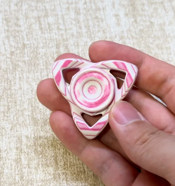Gebruikt EDC SP carbon quartz string spinner fidget decompressiespeelgoed