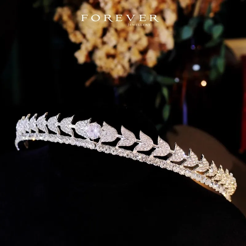 CC Bridal Crown Wedding Accessories Engagement Hairwear Women Jewelry Leaf Tiara Simple Design Shining Diadem Headpiece FO032