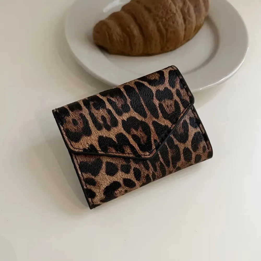 Change Bag Elegant Leopard Short Wallet Korean Style PU Leather Envelope Clutch Bag Handbag Card Holder Coin Purse Outdoor