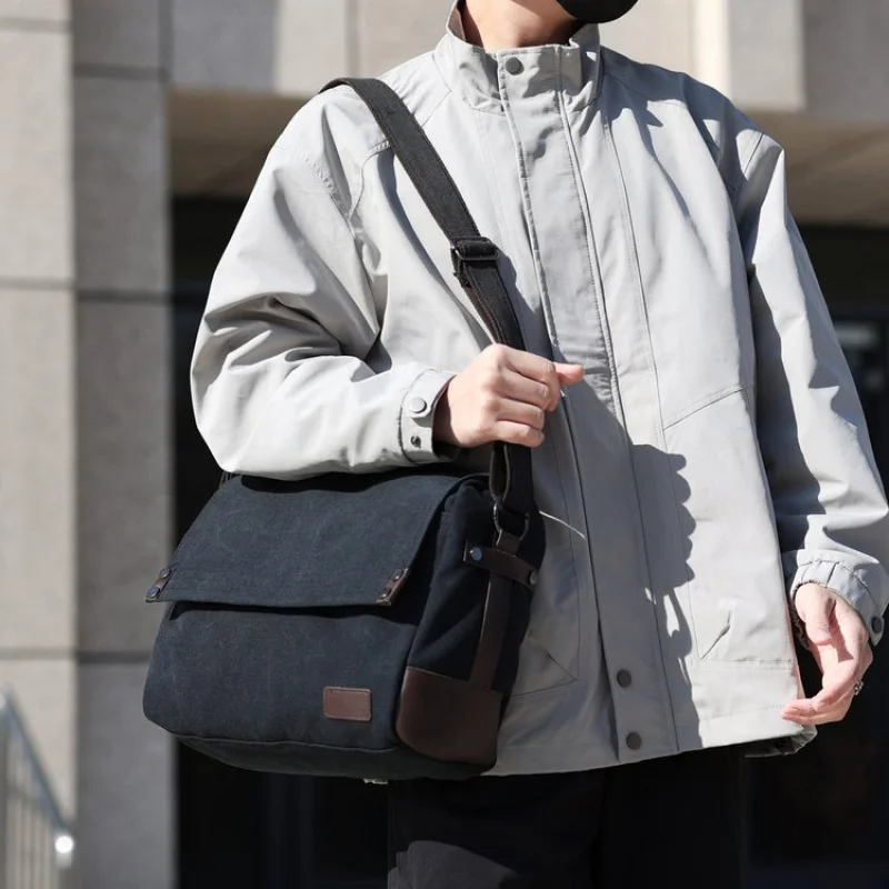 

Best Superstar Show Minimalist Leather Messenger Bag For Women With Elegant Logo And Large Capacity