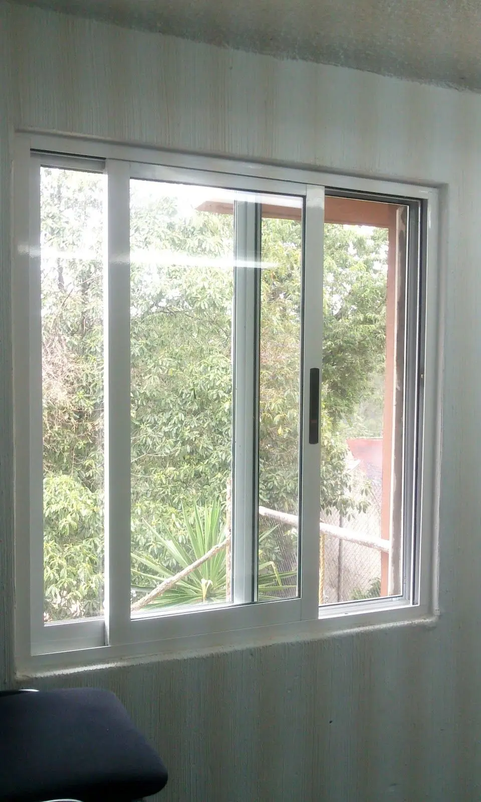 Wholesale Price Sliding Windows Double Glazed Aluminum Sliding Windows Modern Style Heat Insulating Energy Efficient Windows