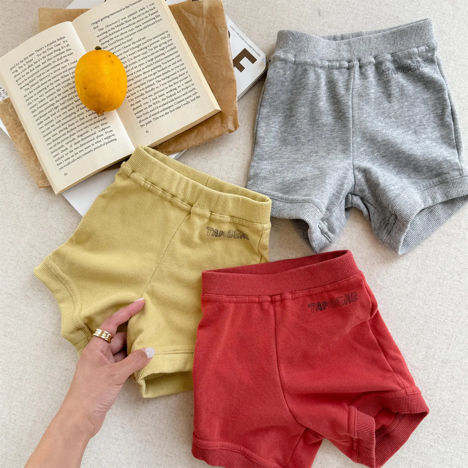 

2026 Summer New Children Sports Shorts Toddler Boys Casual Shorts Cotton Girls Letter Print High Waisted Pants Kids Clothes