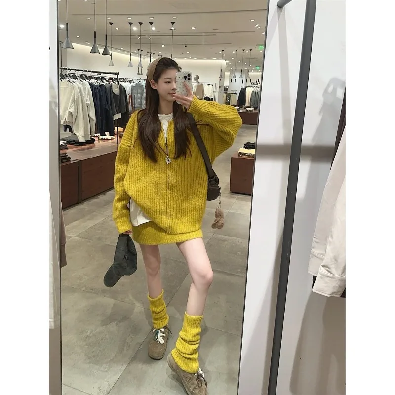 

Осень 2022, свободный и ленивый вязаный свитер в корейском стиле для женщин + юбка и носки, комплект из двух предметов