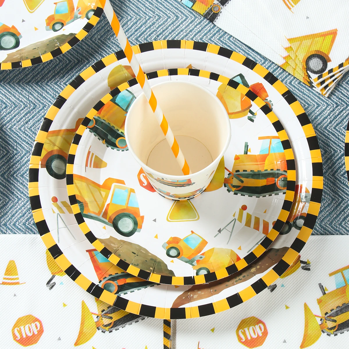 

Construction Disposable Tableware Birthday Party Decor Kids Boy Engineering Vehicle Theme Tableware Party Supplies Baby Shower