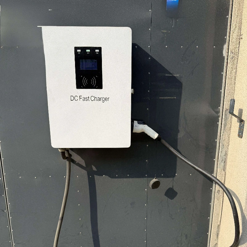 DC EV Charger 40kW Wallbox EV Charging Station CCS2 GBT Fast Charger IP54 Waterproof LCD Screen Commercial Parking Lot