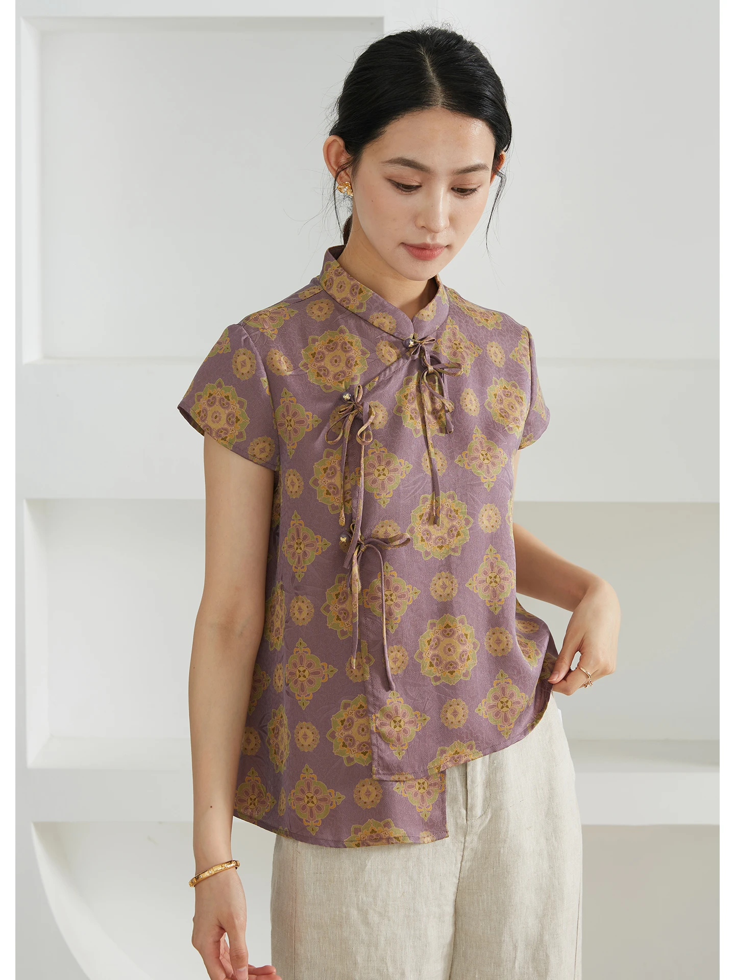 

Silk T-irt ort Sve Stand Collar Bouclé Flower Pattern Original Design Straight Tube Silkworm Silk Chinese Sle Top