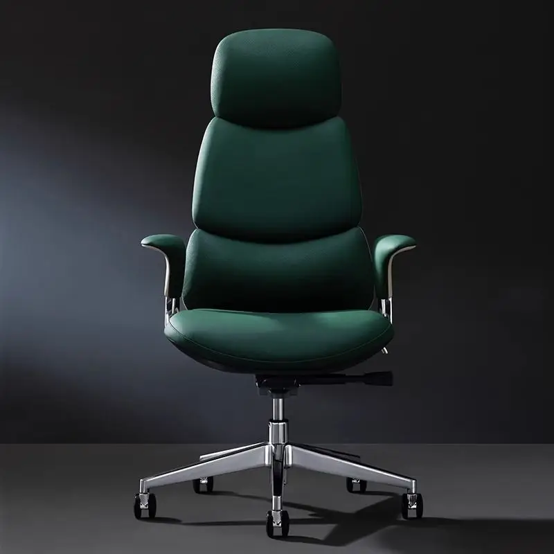 Light luxury leather boss , office , home seat, swivel , computer , sedentary and comfortable backrest