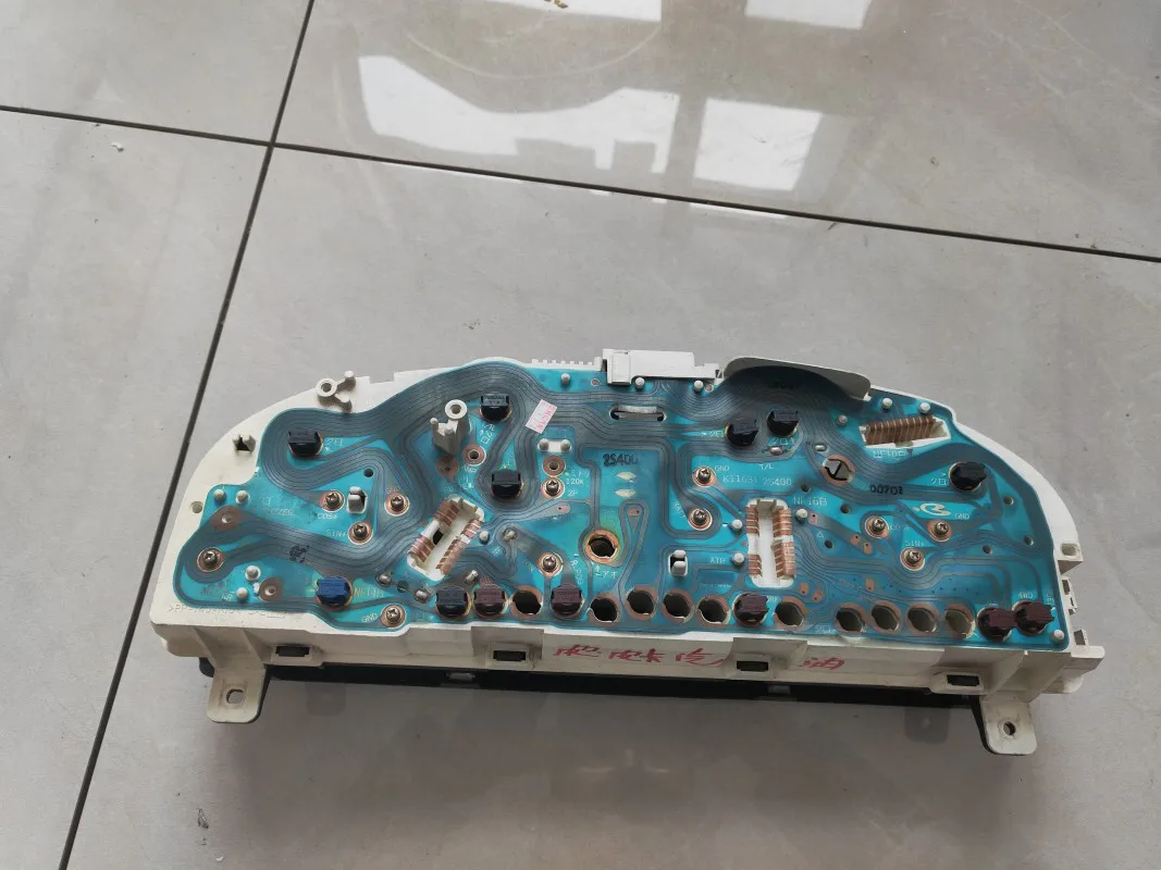 Original Dismount Used (Second Hand) INSTRUMENT PANEL 2S400 For NISSAN Pickup