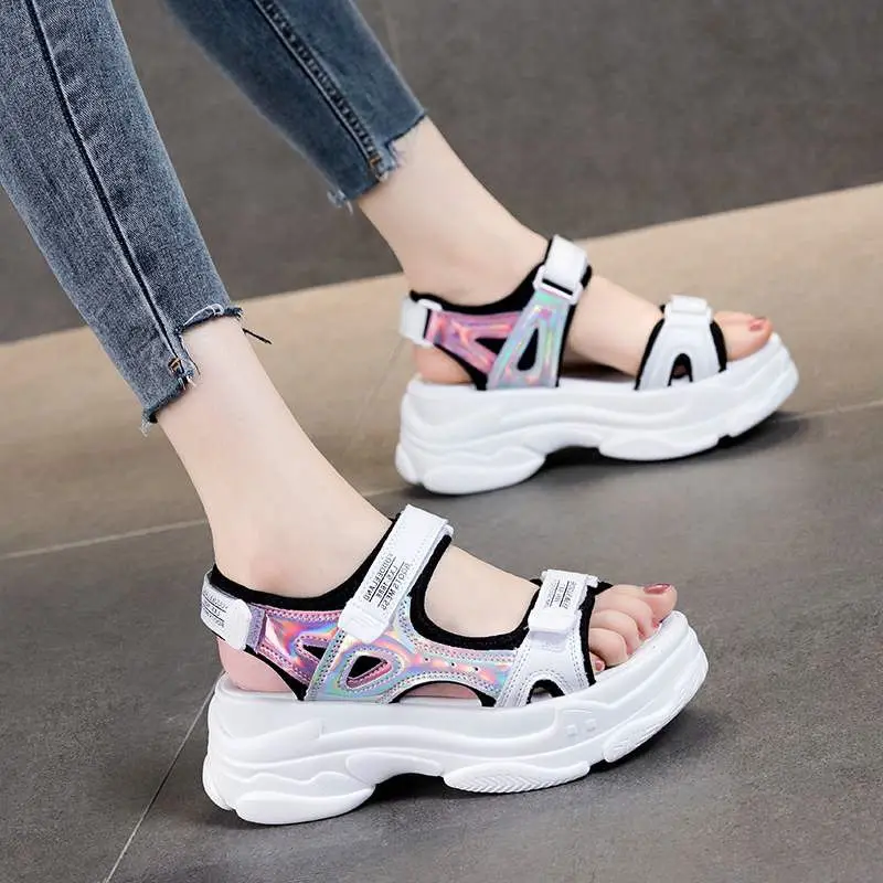 

New Style Rome Sandals Fairy All-match Platform Platform Sponge Cake I Super Fire Beach Shoes Fashion Women's Sandals