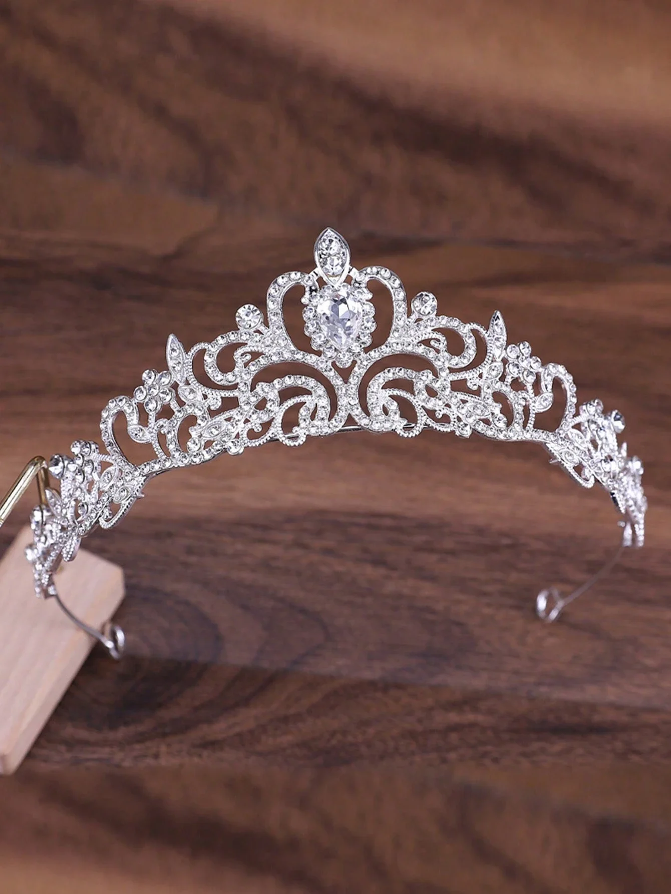 

Королевская свадебная корона-тиара с 1 стразом, аксессуар для волос, украшение на День святого Валентина