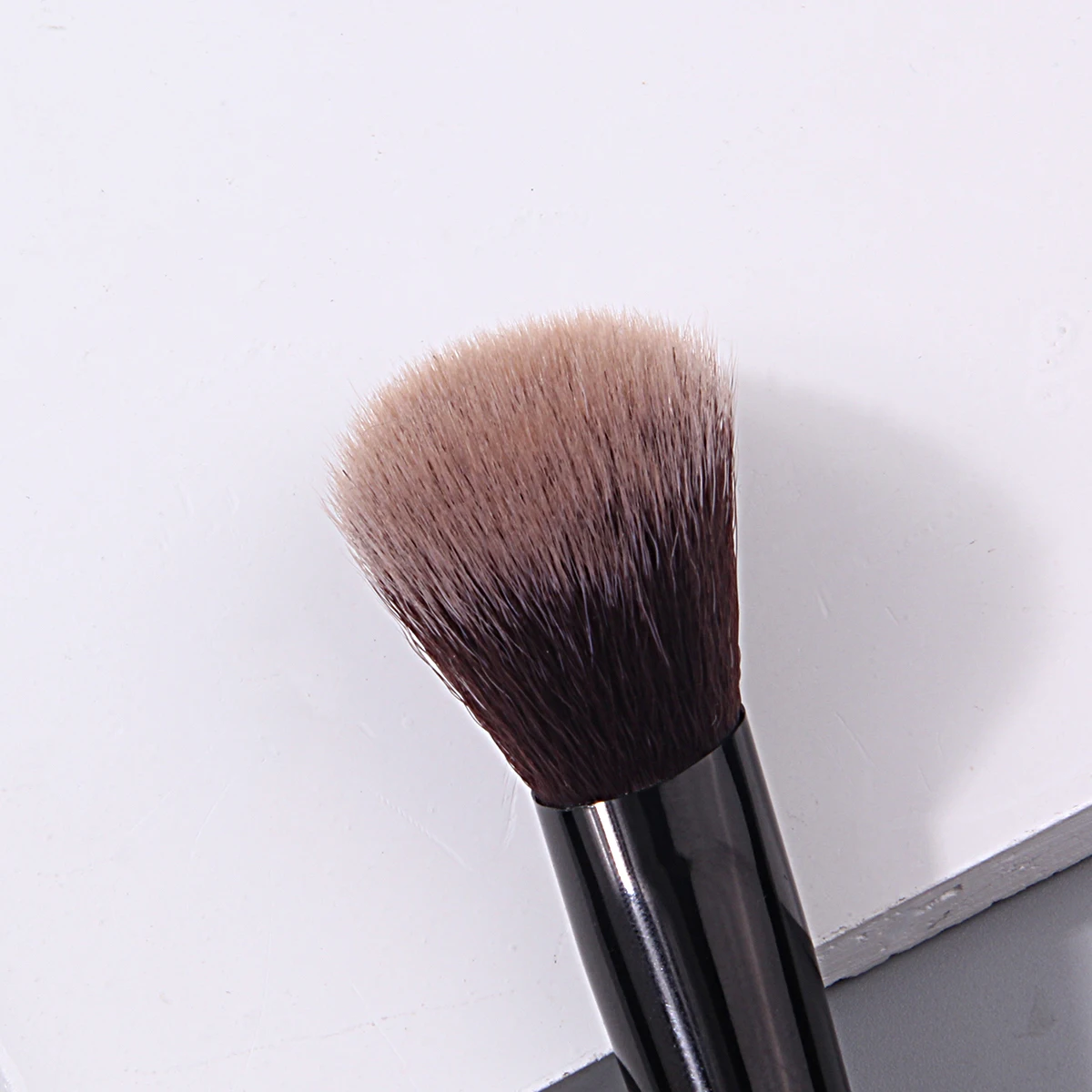 قطعة واحدة جديدة من فرشاة مكياج بزاوية، فرشاة أحمر الخدود، فرشاة تحديد الكونتور، فرشاة البودرة، فرشاة تسليط الضوء - أداة مكياج الوجه للمبتدئين #4