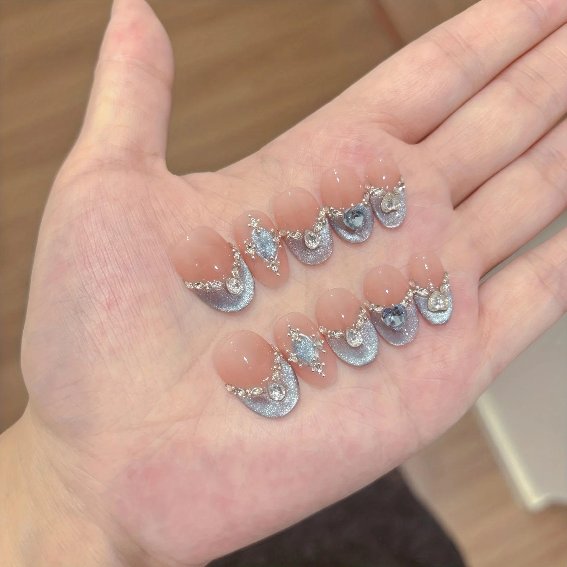 10 Uds. De uñas postizas hechas a mano con forma de isla de nieve, Luna Azul, ojo de gato francés, puntas para uñas, ovaladas cortas, desmontables, usables