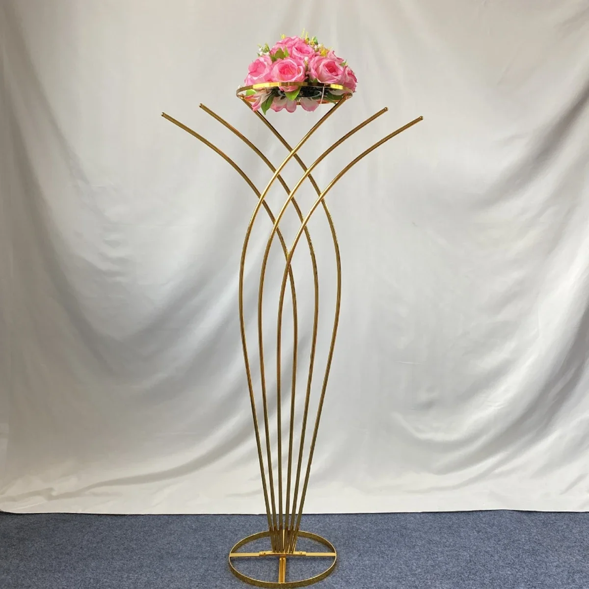 10 stks) glanzend goud/zilver/wit Metalen Bloem Stands Bruiloft Decoratie Europese Road Lead Bruiloft Bloemstuk Stands 705