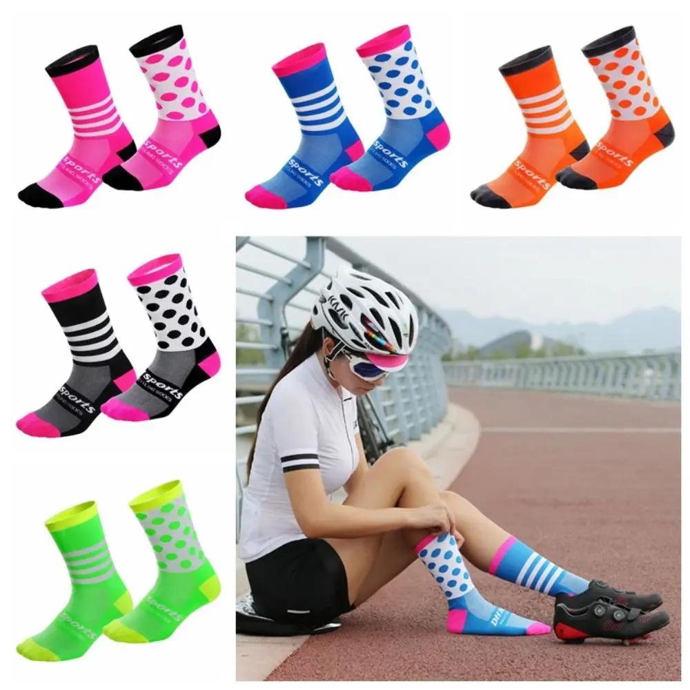 1 Pair Asymmetric Pattern Cycling Socks Breathable Deodorant Sports Socks Sweat-absorbent Wear Resistant Bicycle Sock Summer