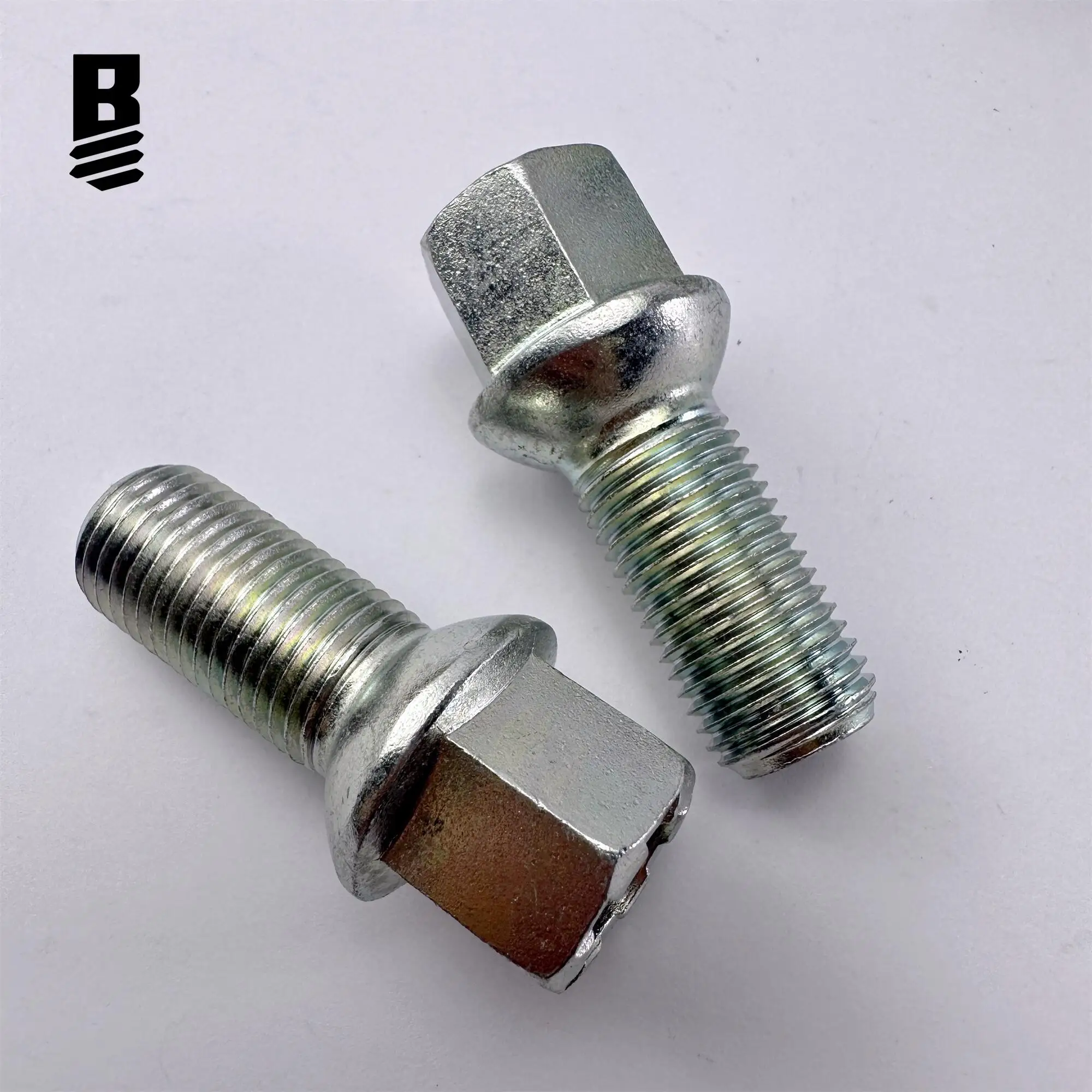 WHT002437 WHT001812A 8D0601139D BOLT BOSS BOLT FOR AUDI VW A3 GOLF JETTA A6 A4 A5