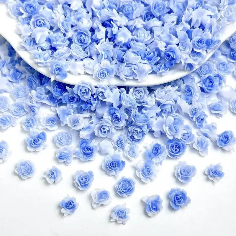 Sfumatura Doppi Colori Decorazioni per nail art in resina rosa Luminoso blu brillante Piccoli fiori freschi Accessori per ciondoli per unghie Unghie fai da te