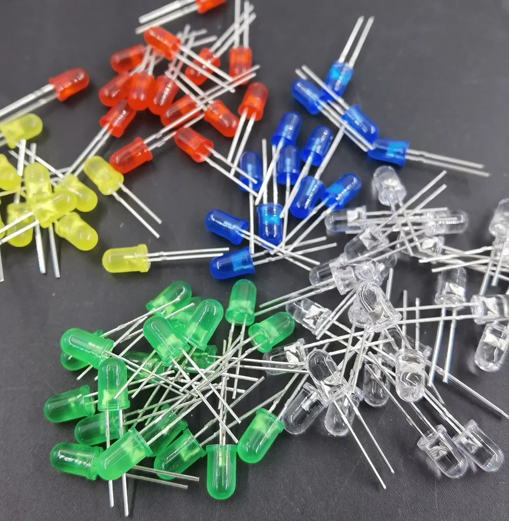 100 stks/partij 5 Kleuren F3 3 MM Ronde LED Assortiment Kit Ultra Heldere Water Helder Groen/Geel/blauw/Wit/Rood Light Emitting Diode