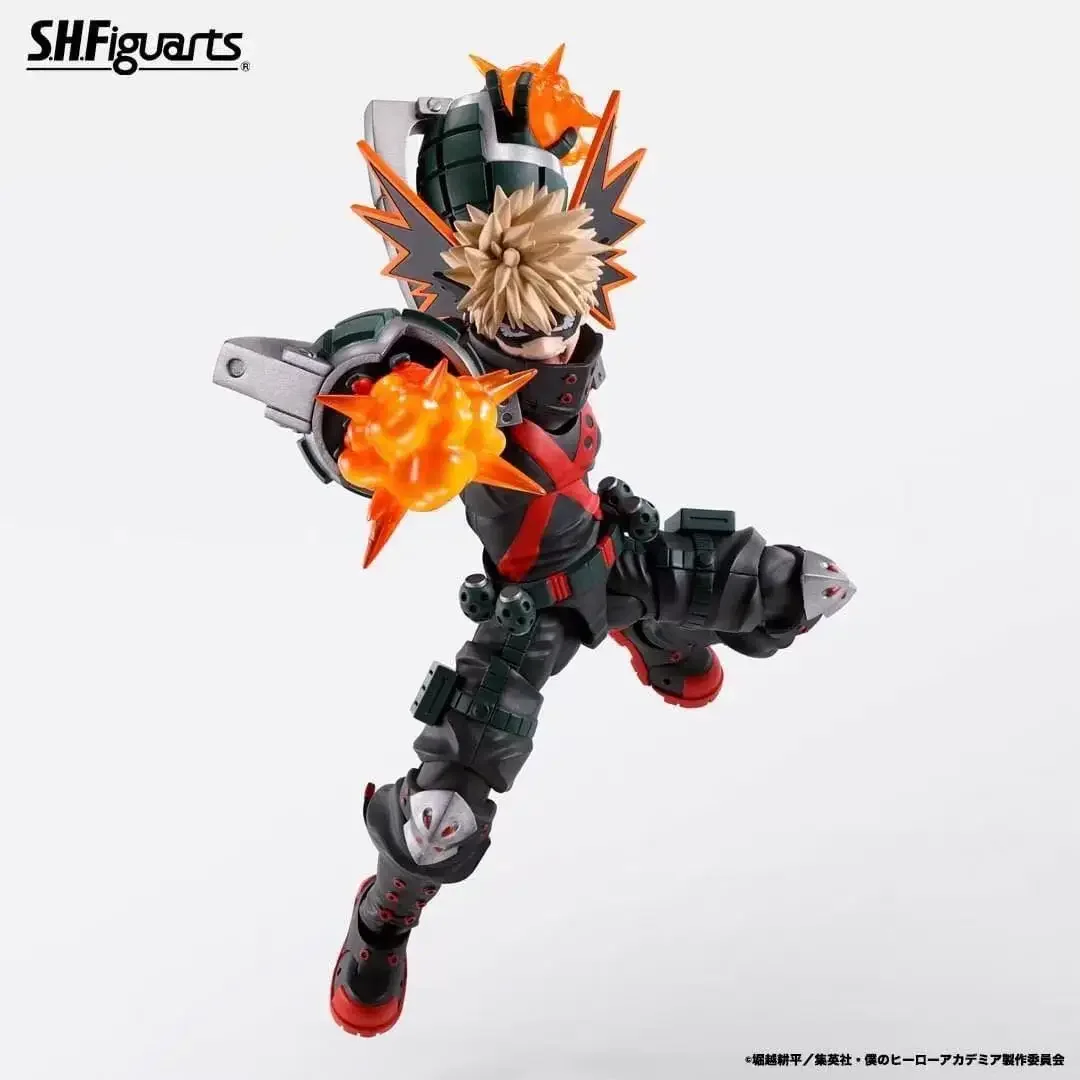 

Готовая модель Bandai SHF My Hero Academy Bakugo Katsuki, которую можно настроить своими руками