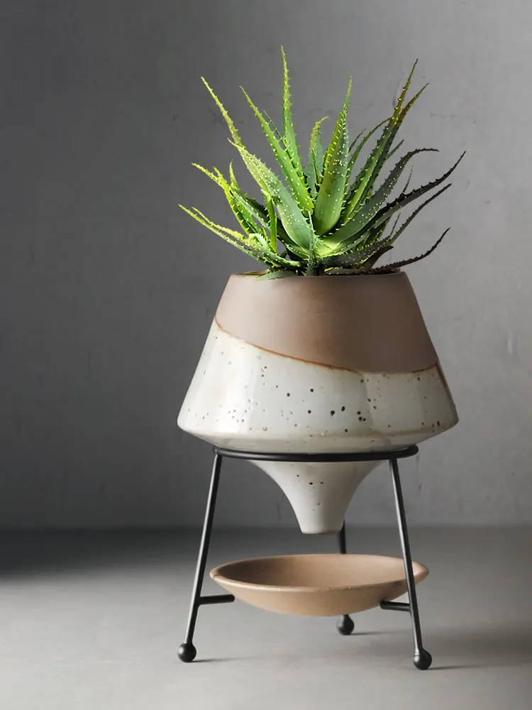 European Ceramic Flower Pot Decoration Metal Stand Abstract Irregular Vase Succulent Plant Flower Pot Modern Home Decoration New