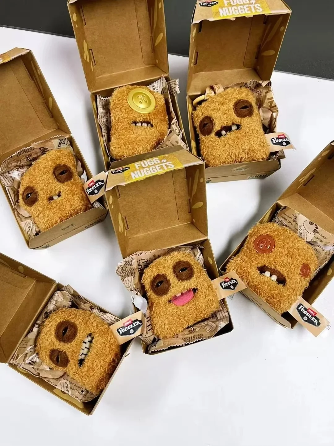 

Fuggler Original Fugg Nuggets Plush Toy Colonel Chicken Nuggets Blind Box 6.5-9.5cm Ugly Monster Stuffed Doll Mystery Surprise