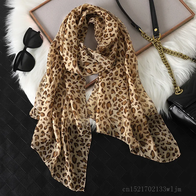 2023 Fashion Printed Leopard Chiffon Hijab Scarf Women Pareo Lady Bandanas Beach Towels Summer Muslim Veil Wrap Female Foulard