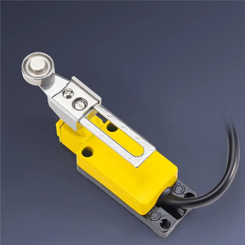 B23B Waterproof Travel Switch For Livestock Farm Manure Scraper , Limiter Garage Tower Positioning