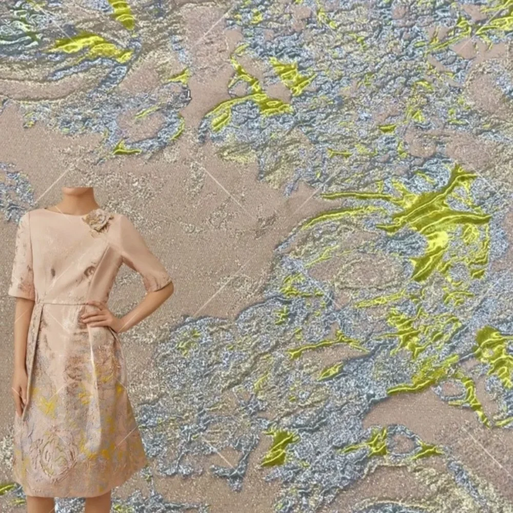 

Gold Line Yarn-dyed Jacquard Fabric Rose Print Dress Trench Coat Fashion Design Diy Sewing Wholesale Material Cloth By The Meter