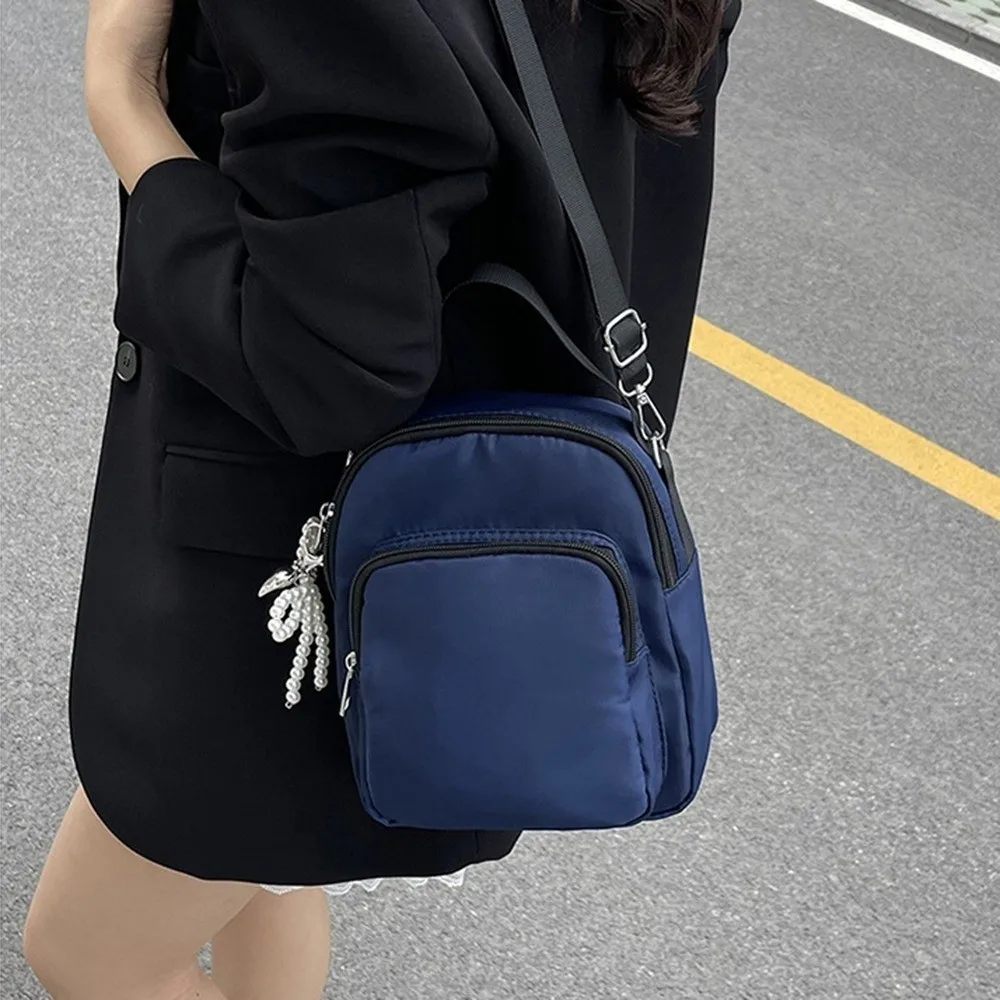 

Casual Nylon Crossbody Bag Waterproof Large Capacity Mini Square Shoulder Bag Adjustable Strap Korean Style Mobile Phone Pouch