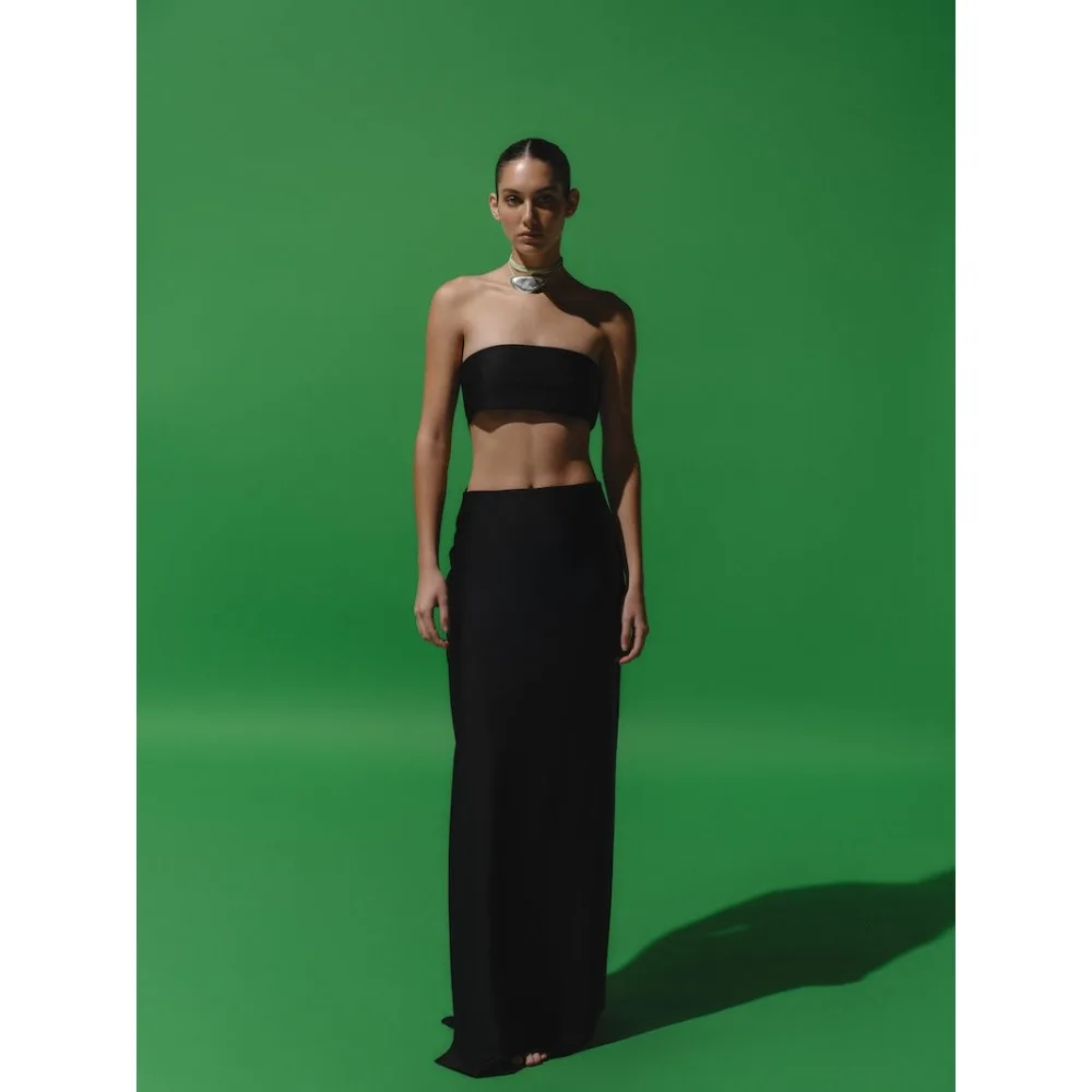 

Customized Cut Out Evening Dresses Strapless Black Party Dress Column Long Elegant Modern Prom Cocktail Gowns for Women 2026