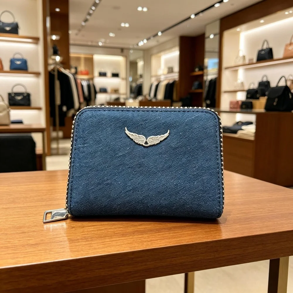 

2026 Women's Wing Design Large Capacity Shoulder Crossbody Bag with Dust Cover Metal Chain Strap Fashion Casual for Women