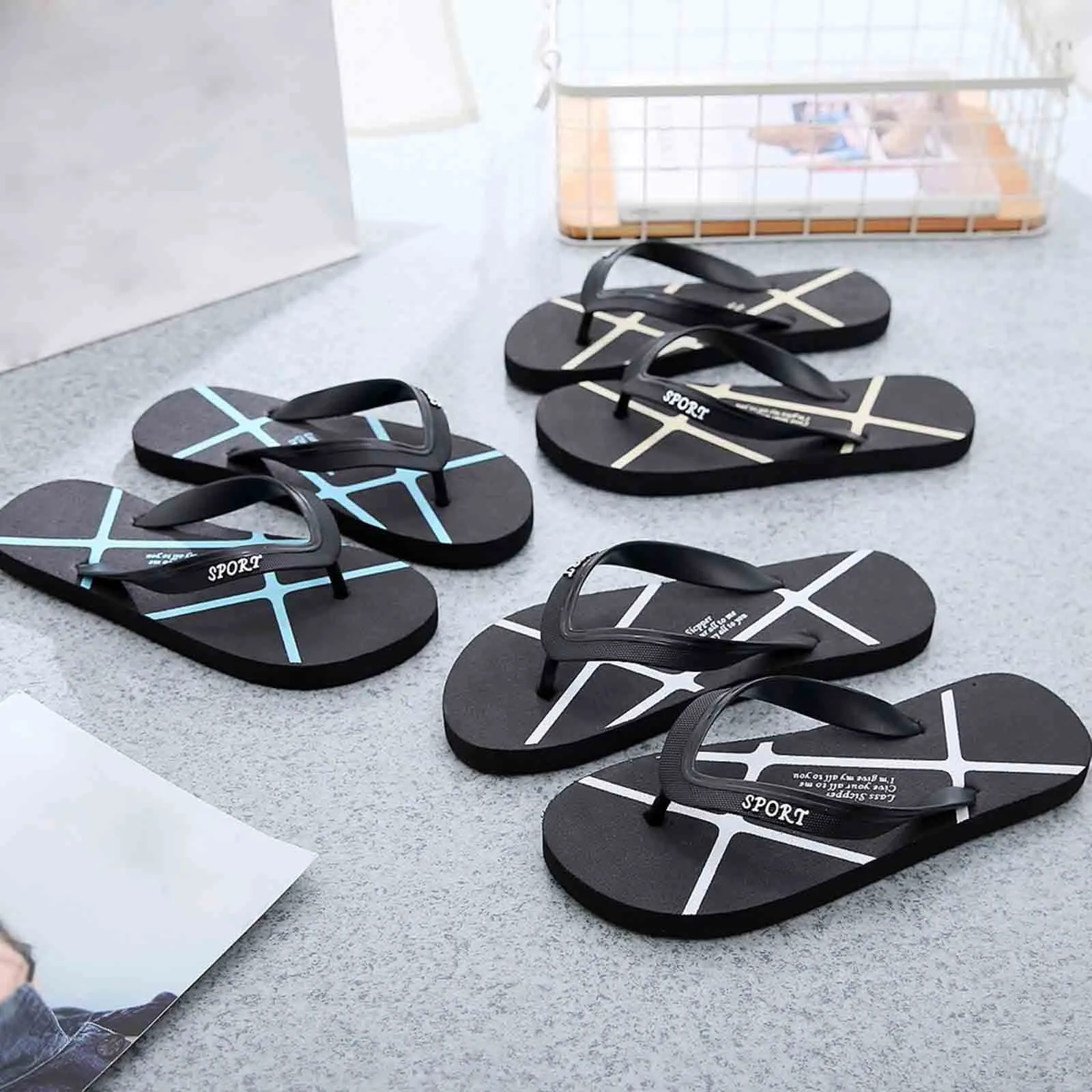 Men's Summer Flip Flops Sandals Outdoor Casual Flat Shoes Home Slippers For Men Fashion Sandals Slide Vacation Beach Sandals