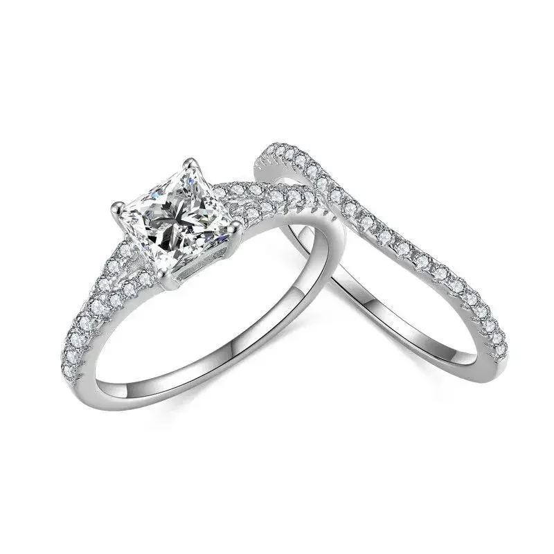 

LinkerLove Stackable 1CT Moissanite Ring Princess Cut Diamond Engagement Ring for Women S925 Silver Split Shank Wedding Band