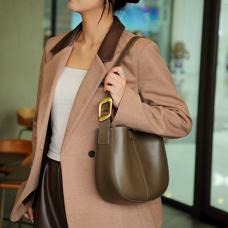 YANATARI Genuine leather shoulder bag woman minimalist crossbody bag cowhide female luxury bag soft leather bucket bag