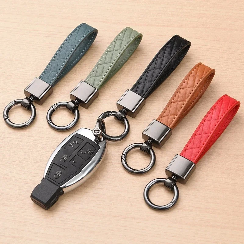 5 Colors Women Men Black Buckle Car Key Ring Luxury Genuine Leather Plaid Keychain Chain Holder Jewelry Gift for Friends