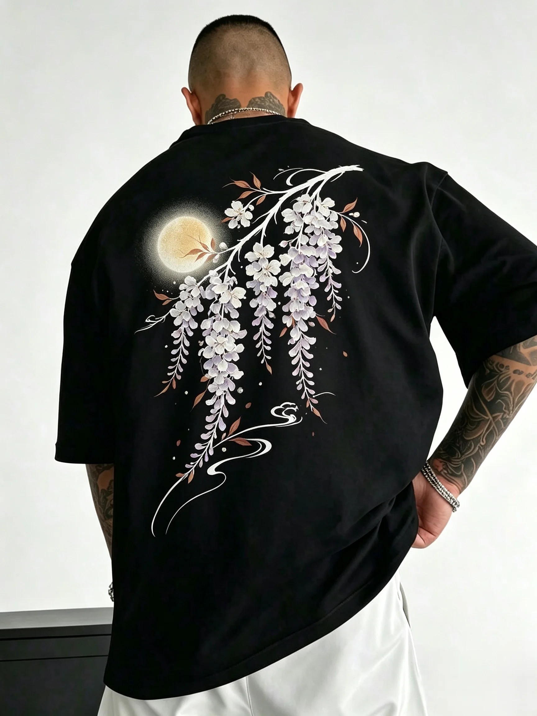 Unisex Oriental Wisteria Full Moon Graphic T-Shirt, Chinese Ink Floral Branch Back Print Oversized Tee, Aesthetic Streetwear Black Loose Short Sleeve Tops
