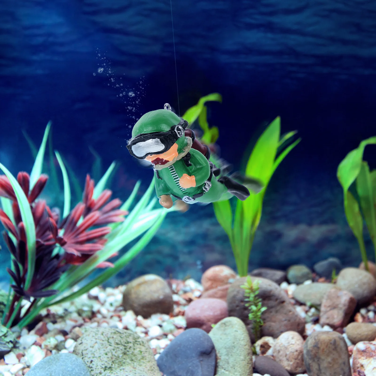 

Water Floating Diver Decor for Fish Tank Aquarium Landscape Ornament Creative Craft Realistic Simulation Lightweight Vivid