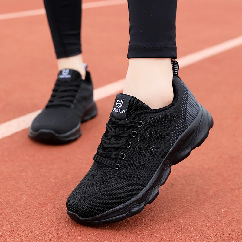 Hot Sneakers Shoes for Women Soft Flat Casual Shoes 2025 Spring Summer Light Breathable Mesh Sneakers Walking New Ladies Shoes