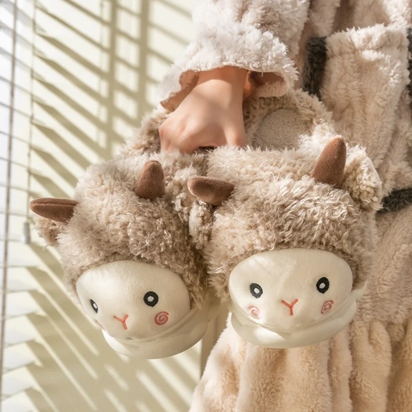 Damskie pantofle domowe Alpaca Winter Warm Kawaii Plush Contton Indoor Floor Non Slip Fuzzy House Shoes Female 2024 New In 8 March