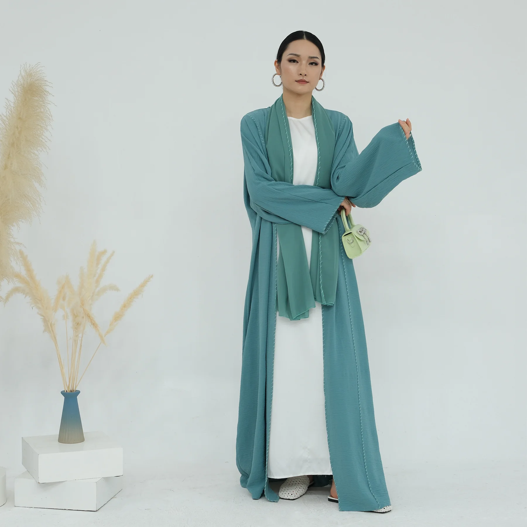 

Arabic Women's Long-Sleeved Loose-Fitting Elegant Abaya with a Headscarf Included Open Kimono Abbayas Kaftan Islam Clothing